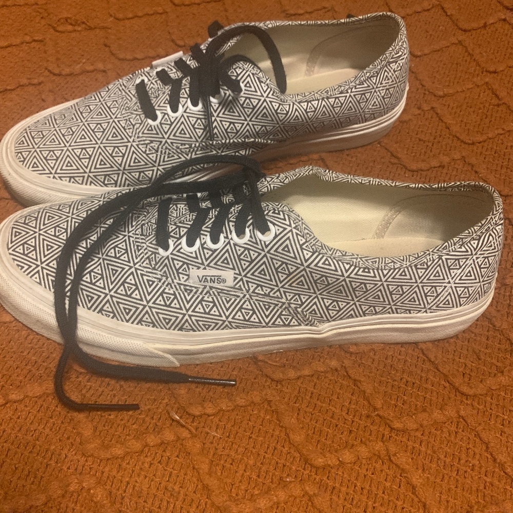 Triangle Pattern Vans - image 1